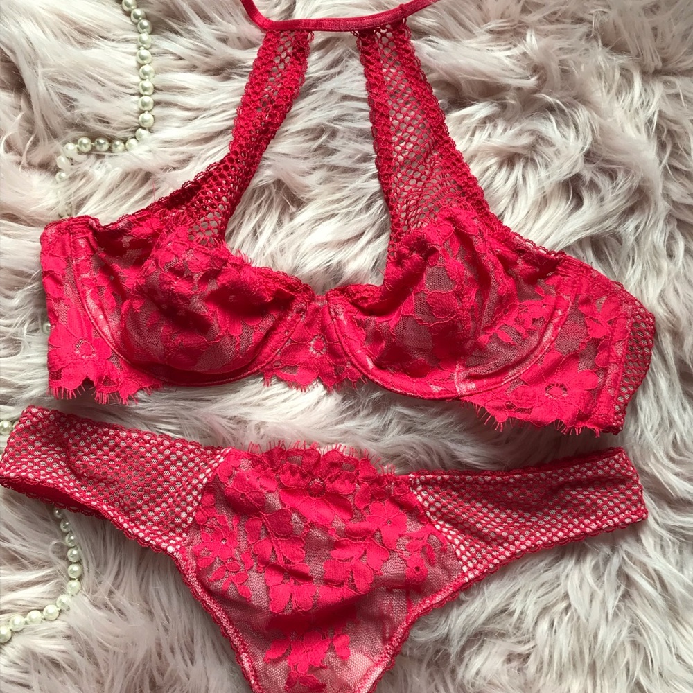 VS lingerie set